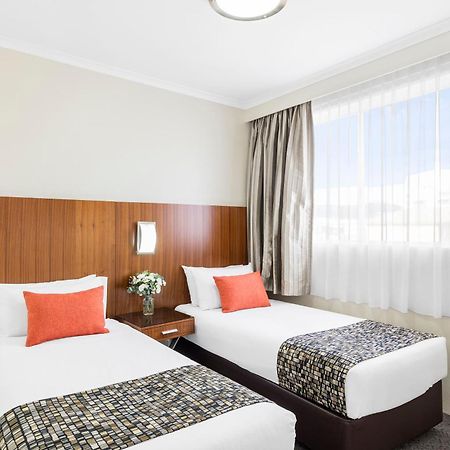Breakfree Queanbeyan Motel Bagian luar foto