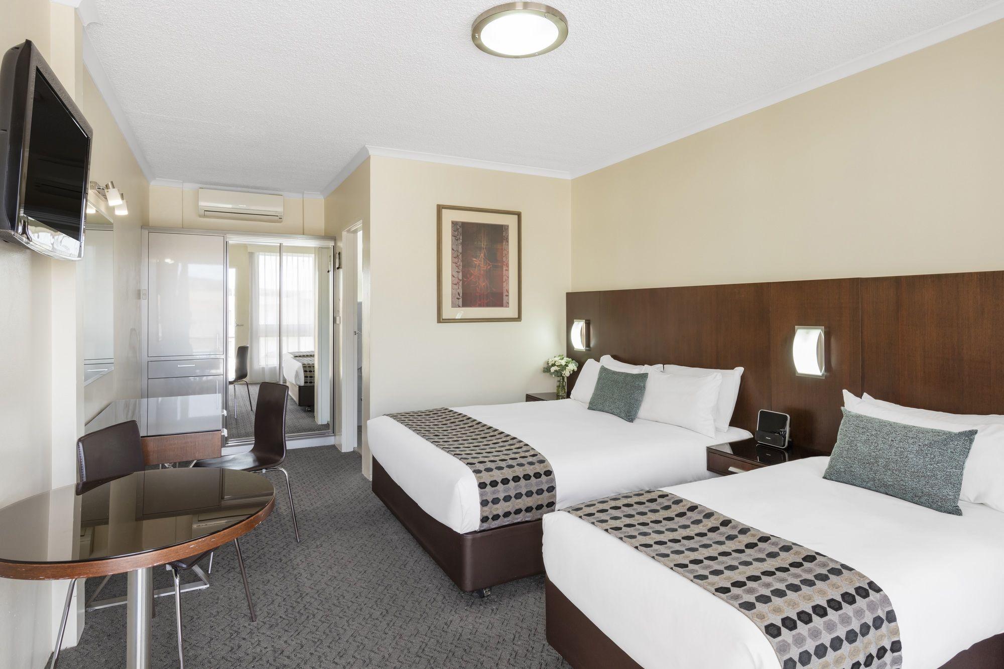Breakfree Queanbeyan Motel Bagian luar foto