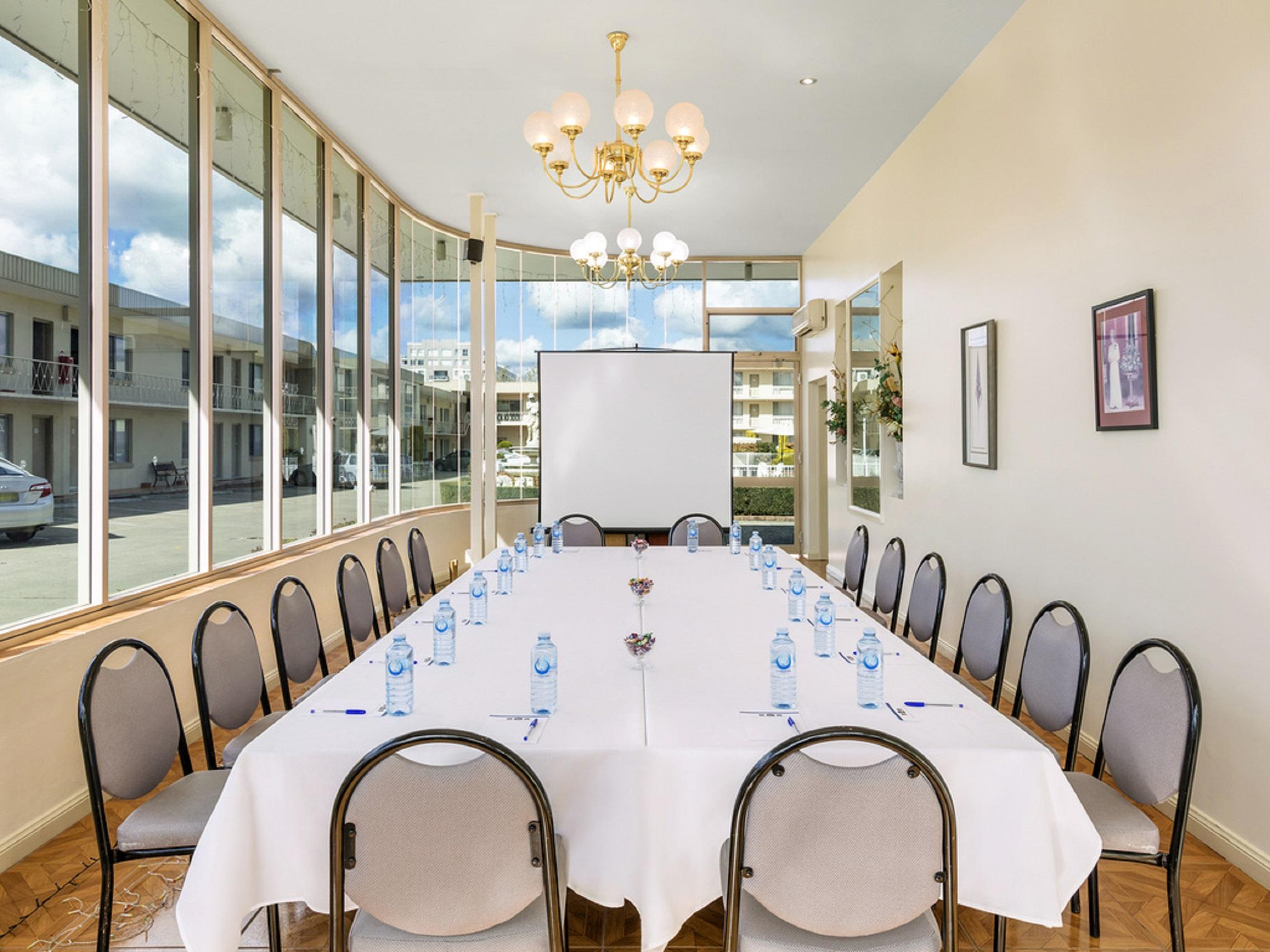Breakfree Queanbeyan Motel Bagian luar foto